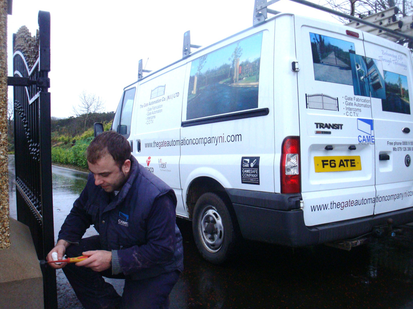 Servicing an electric gate